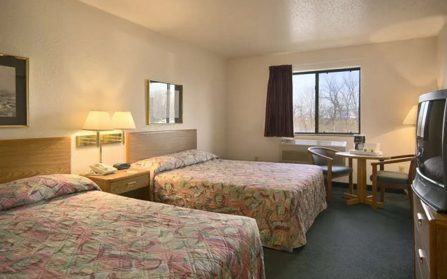 Travelodge Hudsonville