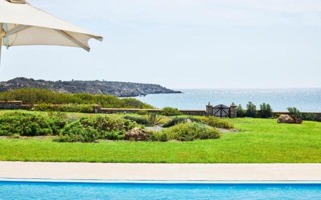 Nerida Beachfront Villas