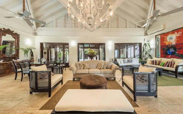 Wonderful 5BR Villa w Jacuzzi at Ingenio