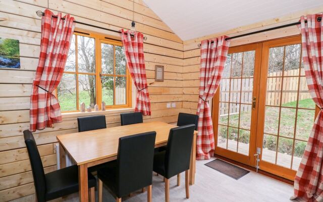 The Paddock, Llanbrynmair