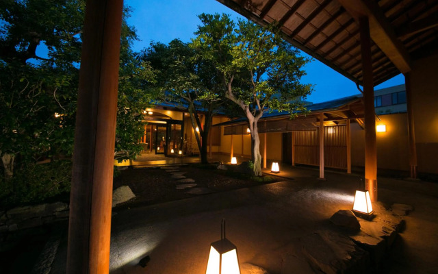 Yakakutei