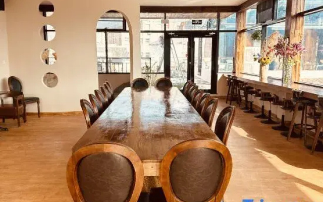 Lu Jian · Yunqi Homestay