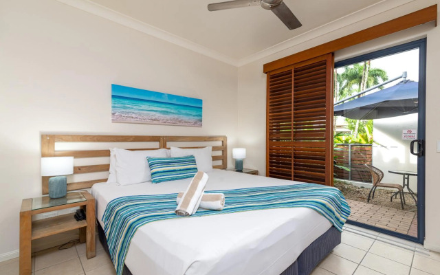 Meridian Port Douglas - Adults only