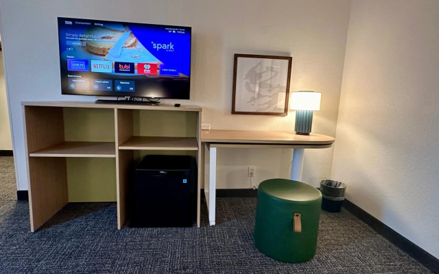 Spark by Hilton Fort Wayne
