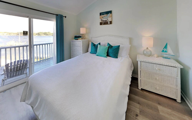 Commodore's Landing #239 - Sunset Views