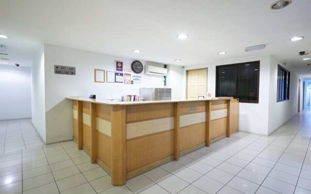 Tang City Hotel, Petaling Street, Merdeka PNB 118 Tower