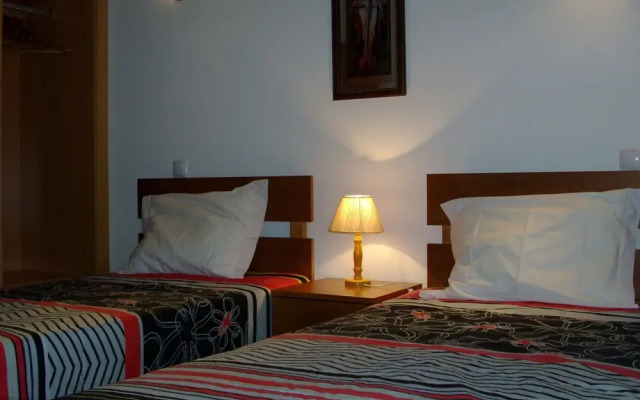 Stunning 1-bed Apartment in Olhos de Agua