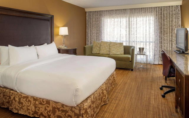 Hilton St. Louis Airport