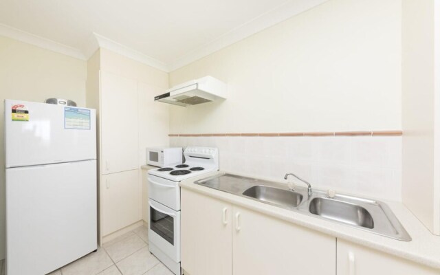 Lakeshore Lodge unit 11