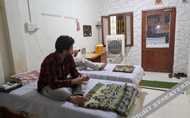 Narmada Guest House