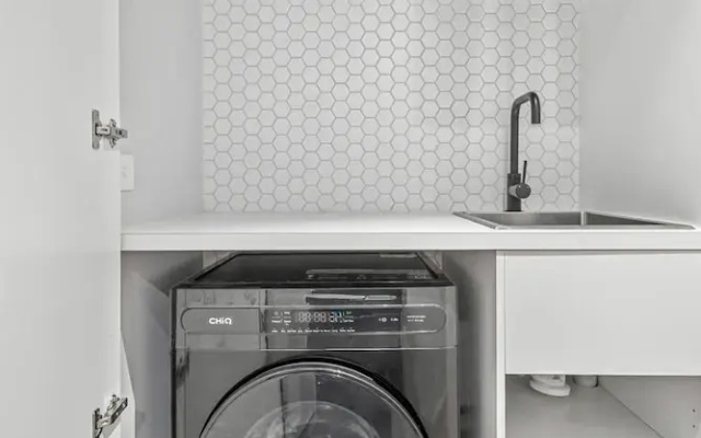 Stylish & Spotless 2-bed Apartment in St Kilda