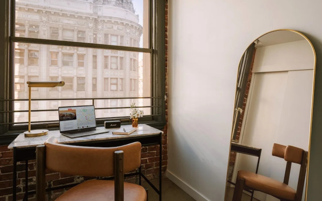 Sonder by Marriott Bonvoy The Winfield Apartments Downtown LA