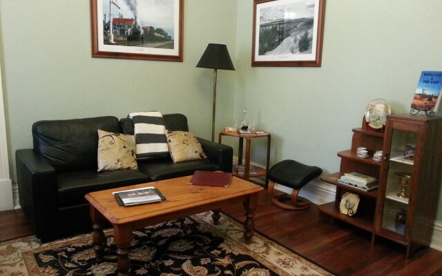 Burra Railway Station Bed & Breakfast