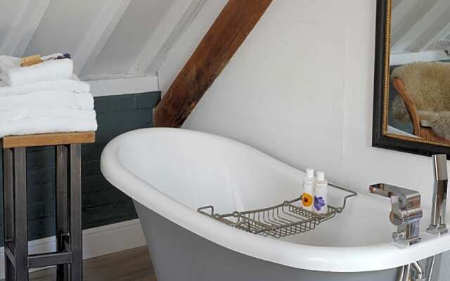 Bird & Carter Fonthill