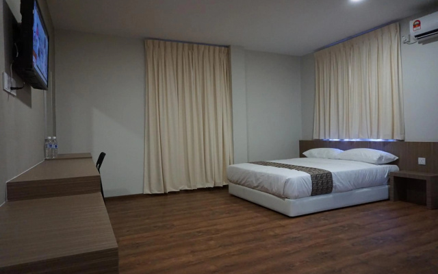 Yew Hotel – Guest Rooms – Miri