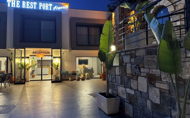 The Rest Port Argento