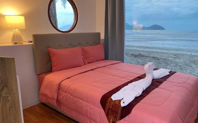 Blue Lagoon Home Trang