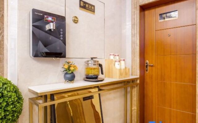 Lijiang Letu Boutique Hotel (Guilin Xiangshan Scenic Spot Two Rivers and Four Lakes Branch)