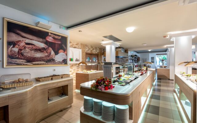 Mediterraneo Hotel