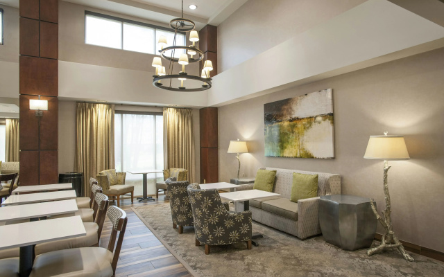 Hampton Inn & Suites Mobile Providence Park/Airport