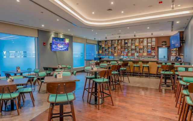 Premier Inn Abu Dhabi Airport (Business Park)