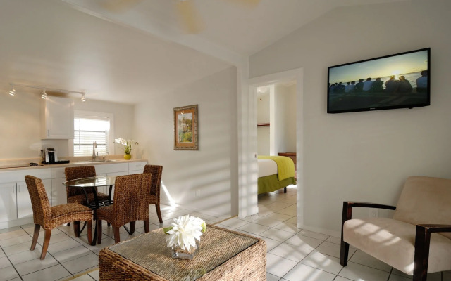 Ella's Cottages - Key West Historic Inns