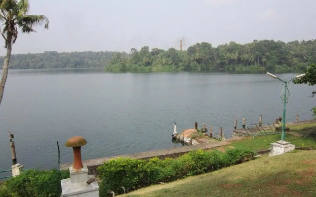 Aadithyaa Resorts