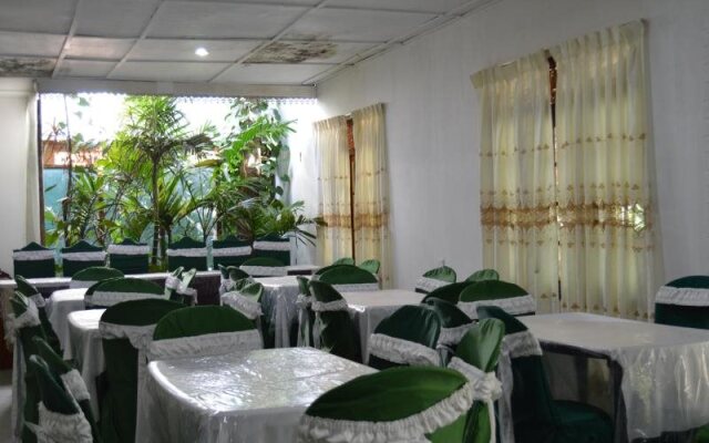 Green Valley Holiday Inn