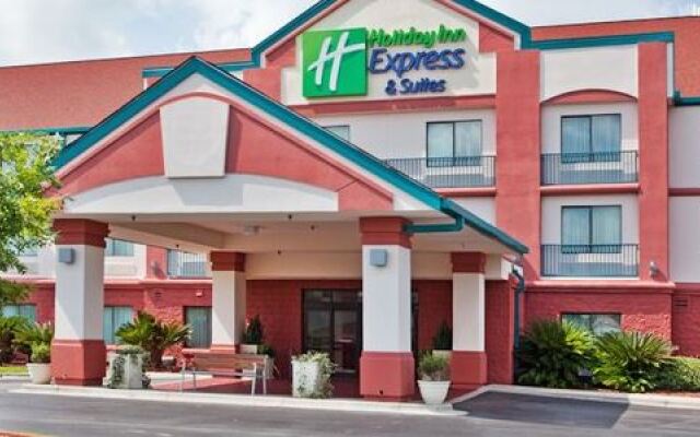 Holiday Inn Express Hotel & Suites Savannah-South