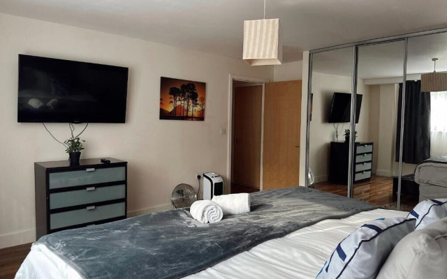 Canary Wharf Luxury Apartments