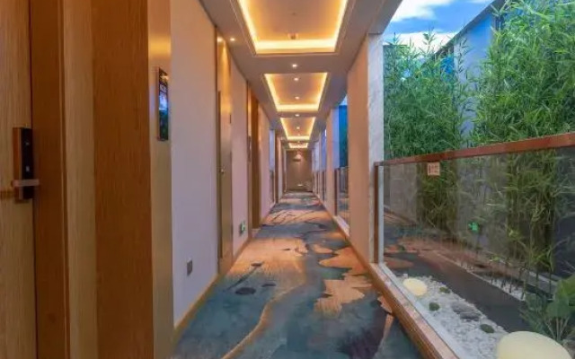 Lesden Hotel (Guangzhou Zhongda Metro Station)