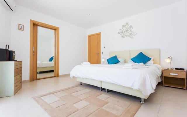 CoolHouses Algarve, Casa Redonda, V3 Lagos