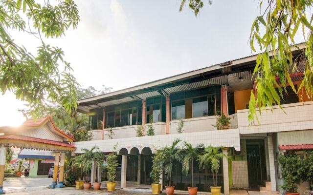 SPOT ON 2690 Hotel Tampan