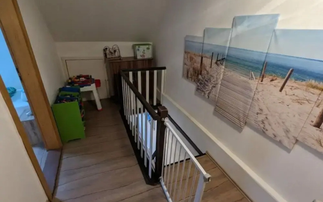 Huus Meta Modern Retreat