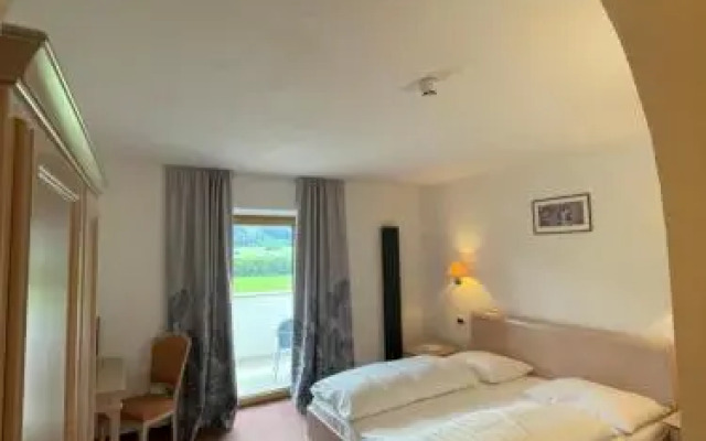 Hotel Larch