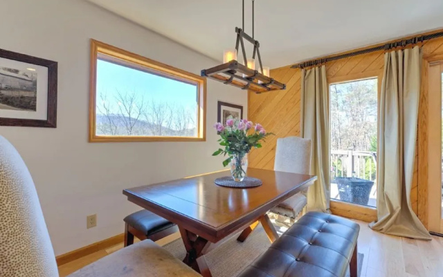 Tree Tops - 3 Br Home