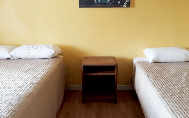 Budget Inn