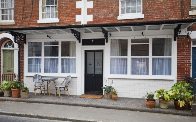 Beautiful 2-bed Victorian Conversion in Pewsey