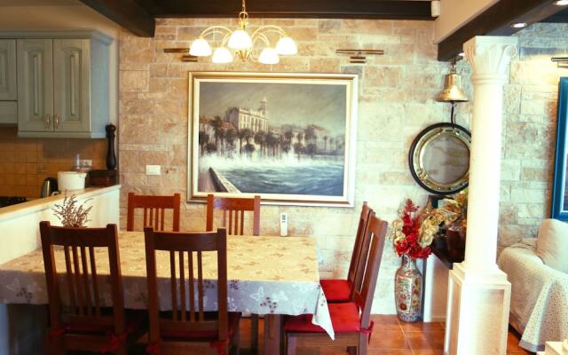 Picturesque Holiday Home in Bra? With Swimming Pool