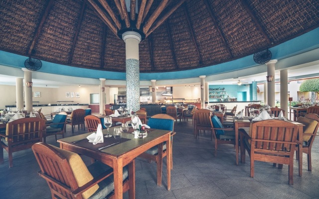 Iberostar Waves Costa Dorada - All Inclusive