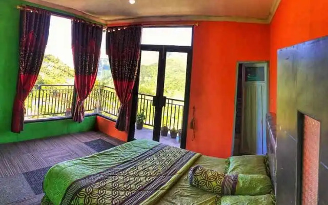 Afton Homestay Sikunir