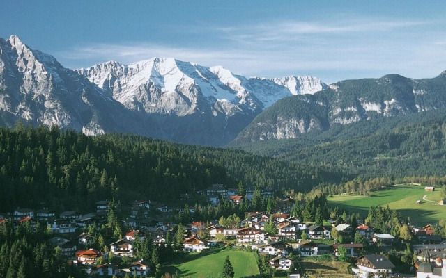 Apartment in Seefeld in Tirol With Gardenter