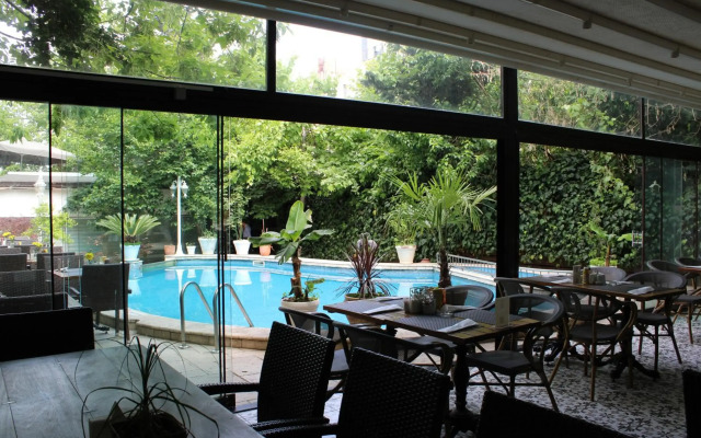 Villa Blanche Hotel