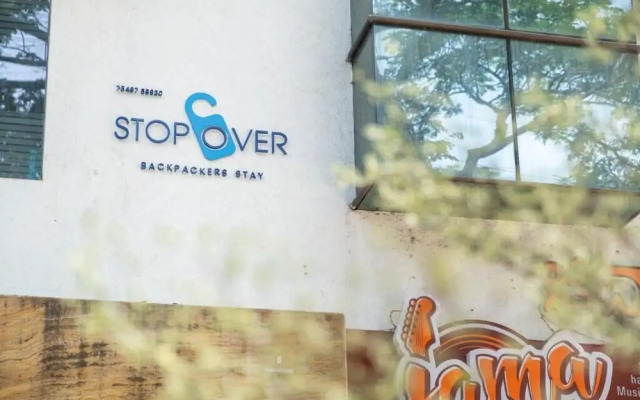 Stopover Backpackers Stay