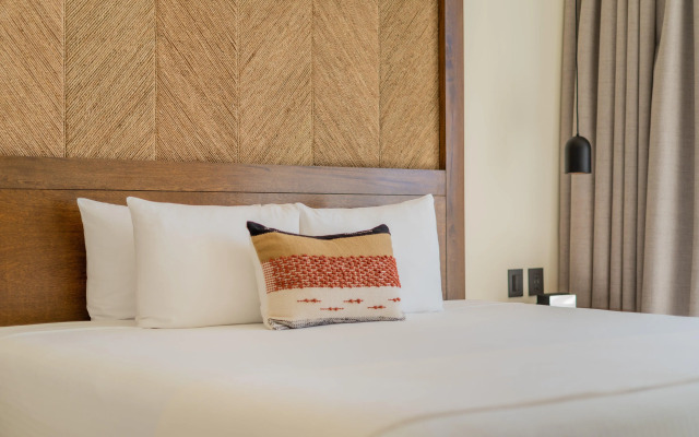 Hotel Indigo La Paz Puerta Cortes by IHG