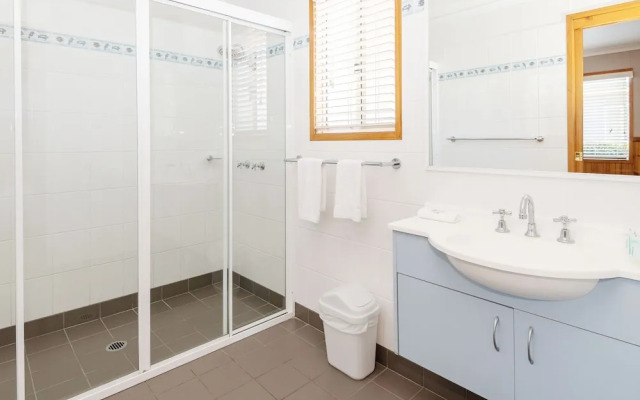 Holiday Haven Lake Tabourie