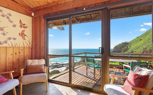 Cliffs End Beach Shack - 105 Gold Coast Drive, Carrickalinga