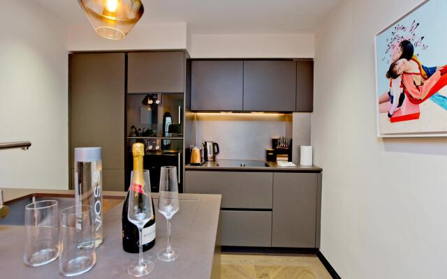 GS14 - 1 Bed Executive