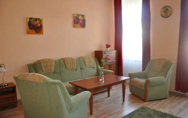 Apartment No 28 Zahradní 43