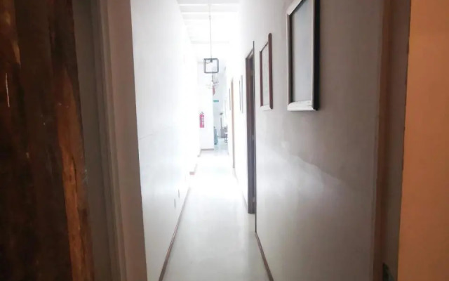 Metro Hostal Boutique